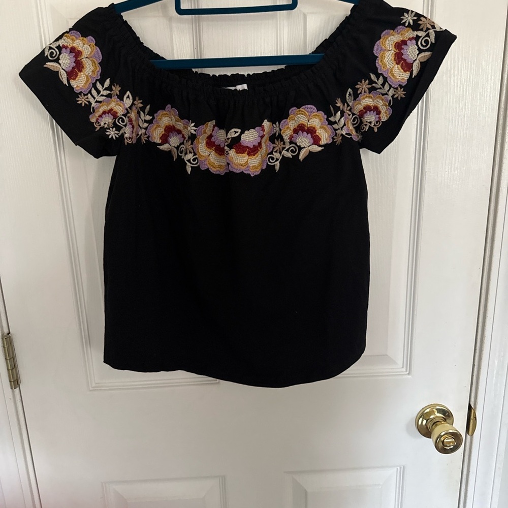 THML Black Embroidered Off Shoulder Top Size Small